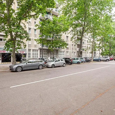 Spazioso - City Life - Fiera - Alcuino 5 * Milano