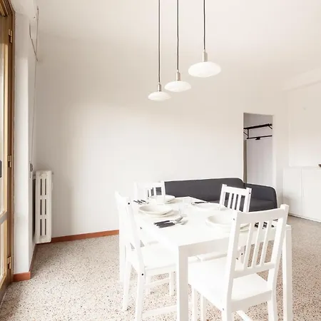 Spazioso - City Life - Fiera - Alcuino 5 Appartamento *